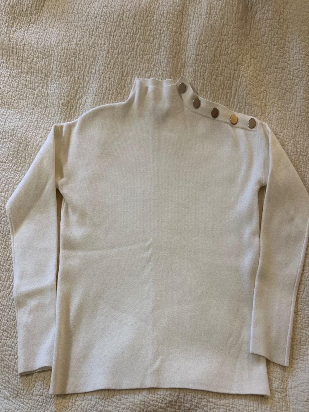 Tahari Soft White Sweater